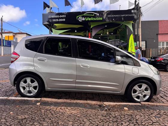 HONDA FIT 1.5 EX 16V FLEX 4P MANUAL HONDA FIT 1.5 EX 16V FLEX 4P MANUAL